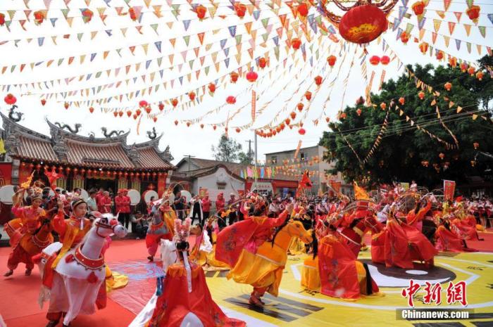 福建厦门一年一度的保生大帝绕境巡安文化节 中新社.jpg