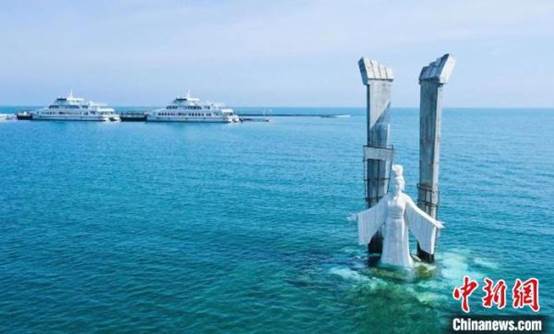青海湖水位上涨 当地牧民获补偿3990万元